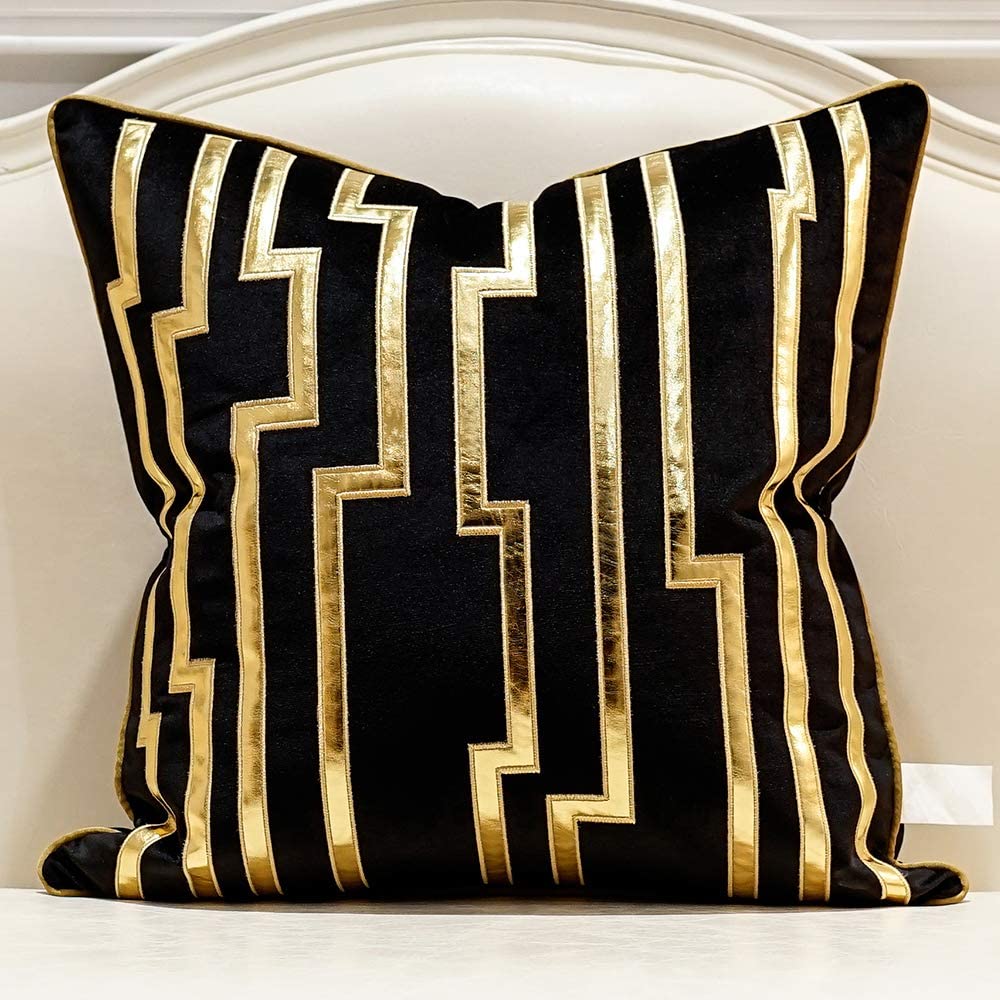 Featured image of post Black And Gold Accent Pillows