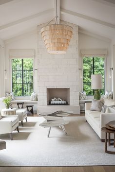 Featured image of post Modern Fireplace Between Two Windows