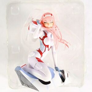 Featured image of post Zero Two White Suit Figure